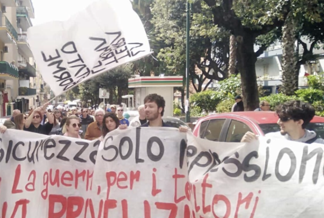 Appello per fittare case agli sfollati di Bagnoli