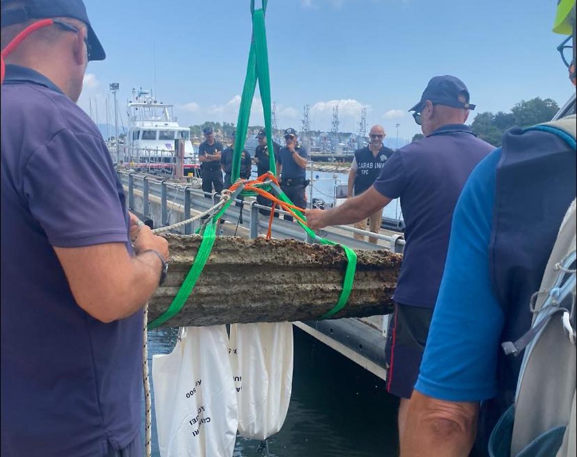Straordinario recupero di reperti subacquei nel Porto di Miseno