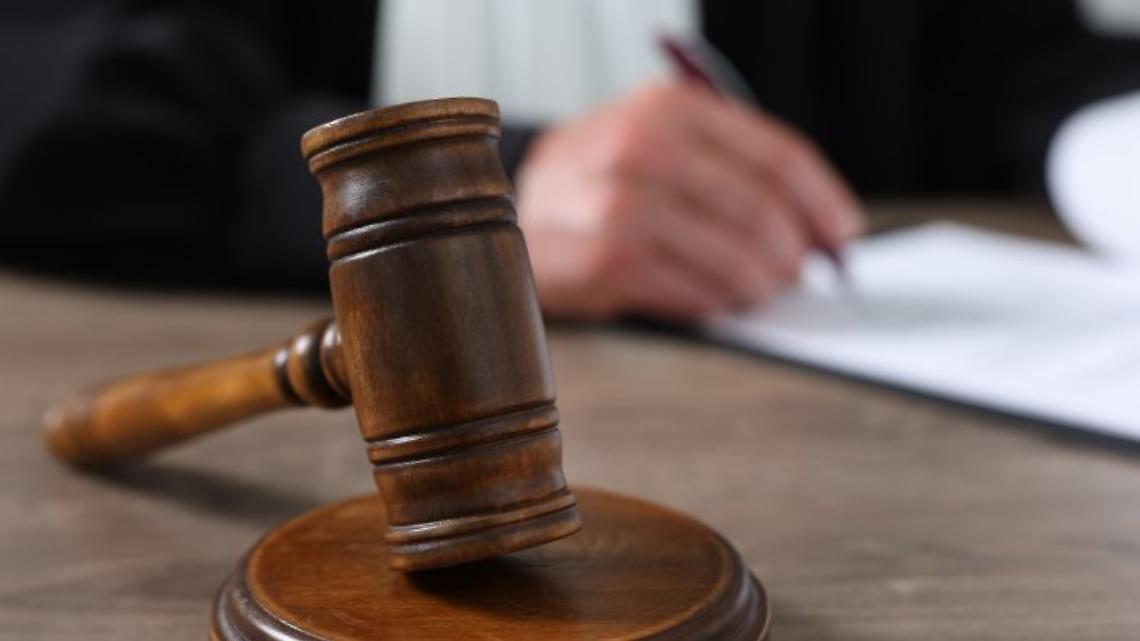 Accusa di terrorismo archiviata, 4 espulsi chiedono 2 milioni