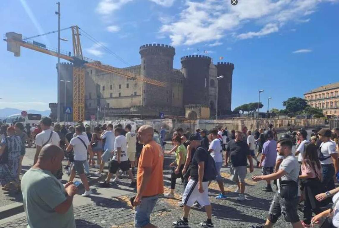 Protesta dei disoccupati, tensione con la polizia