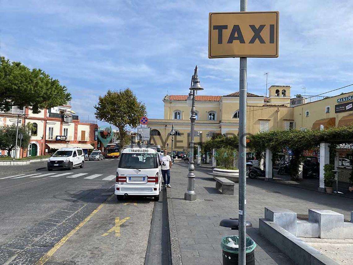 Stalli rimossi, tassisti in protesta a Ischia