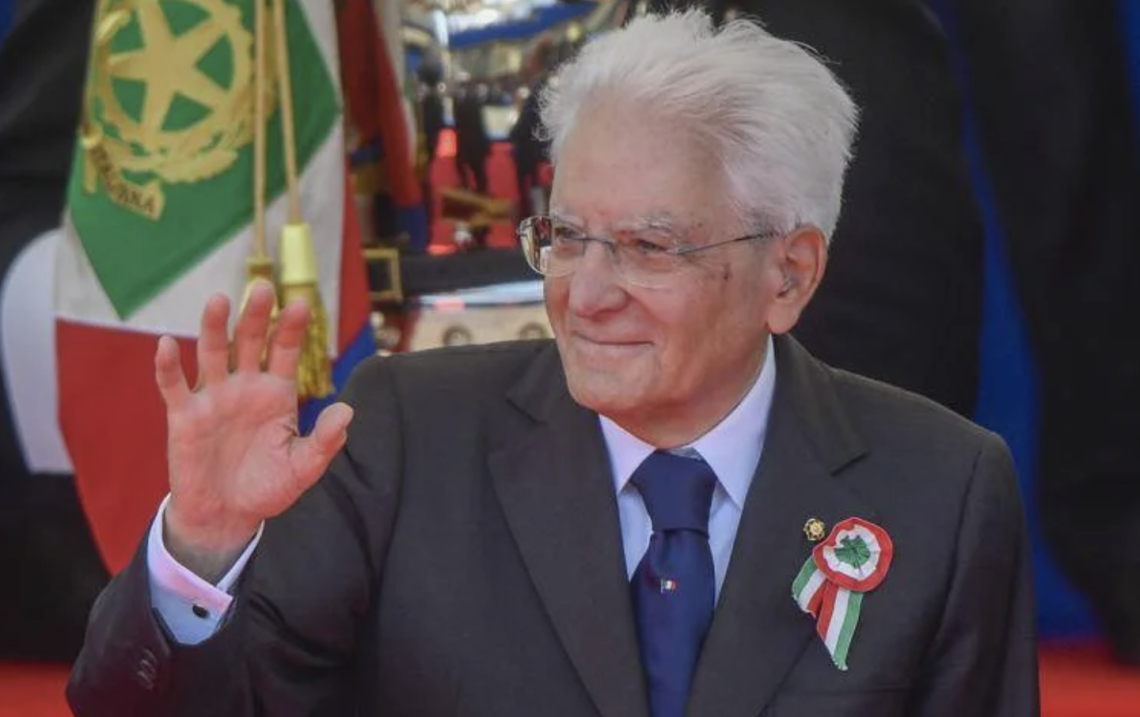 Sergio Mattarella compie 84 anni, gli auguri della politica
