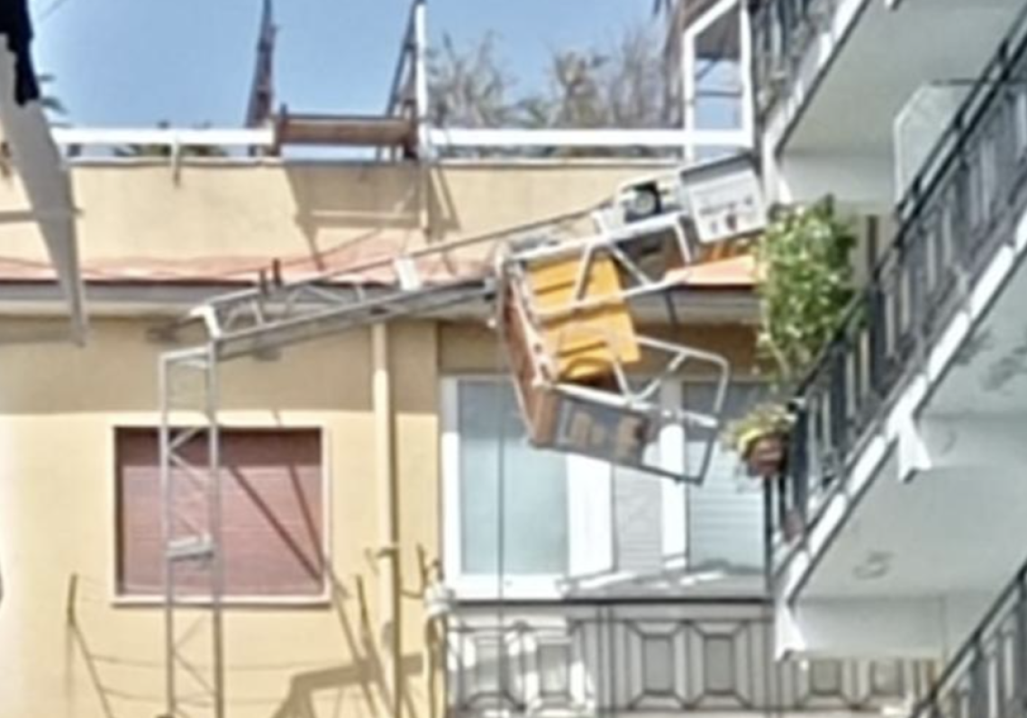 Operai morti, dal sindaco al cardinale: il dolore di Napoli