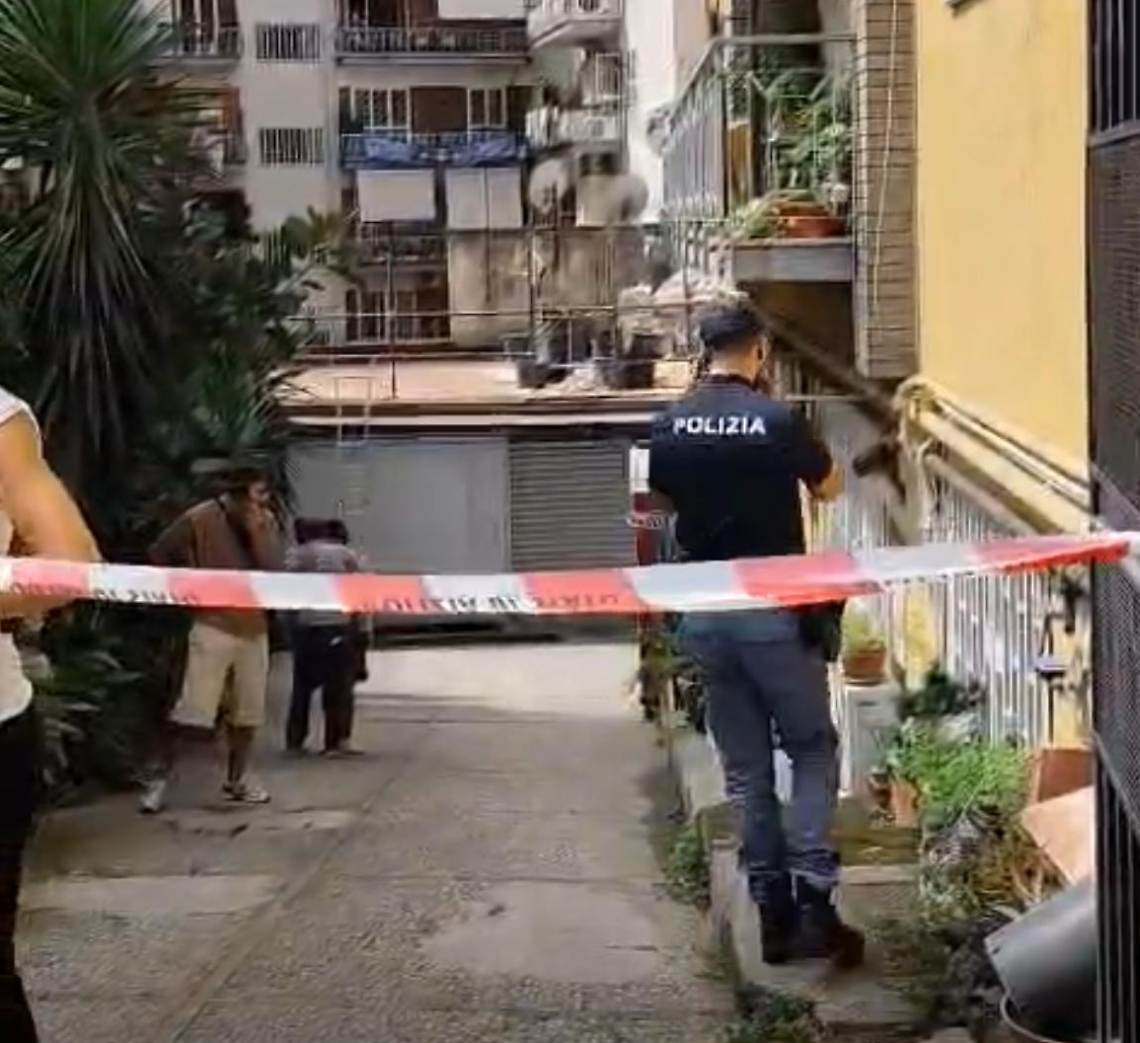 I residenti: «Un boato improvviso, poi urla strazianti»