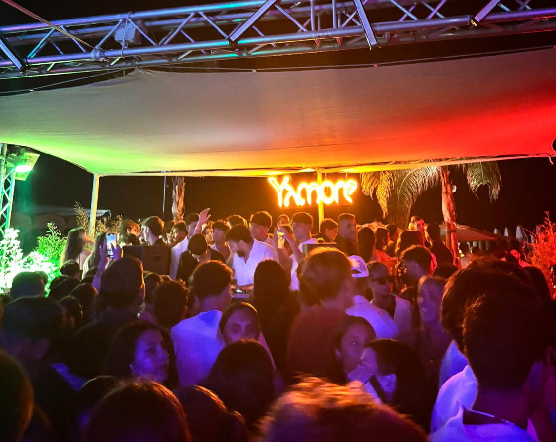 Serapo balla fino all’alba con il DJ Paccone