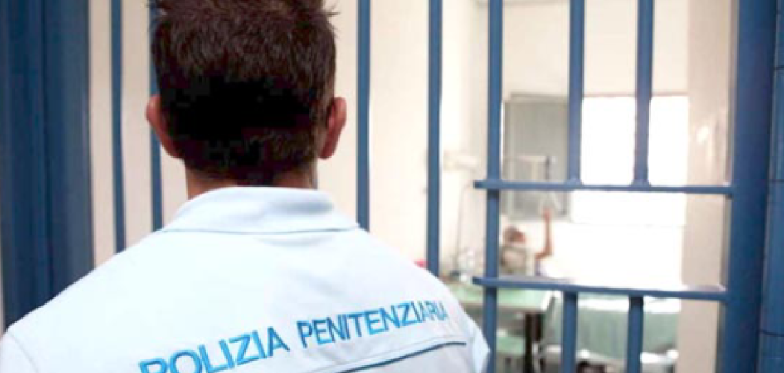 Clan Mallardo, fuori il ras del racket