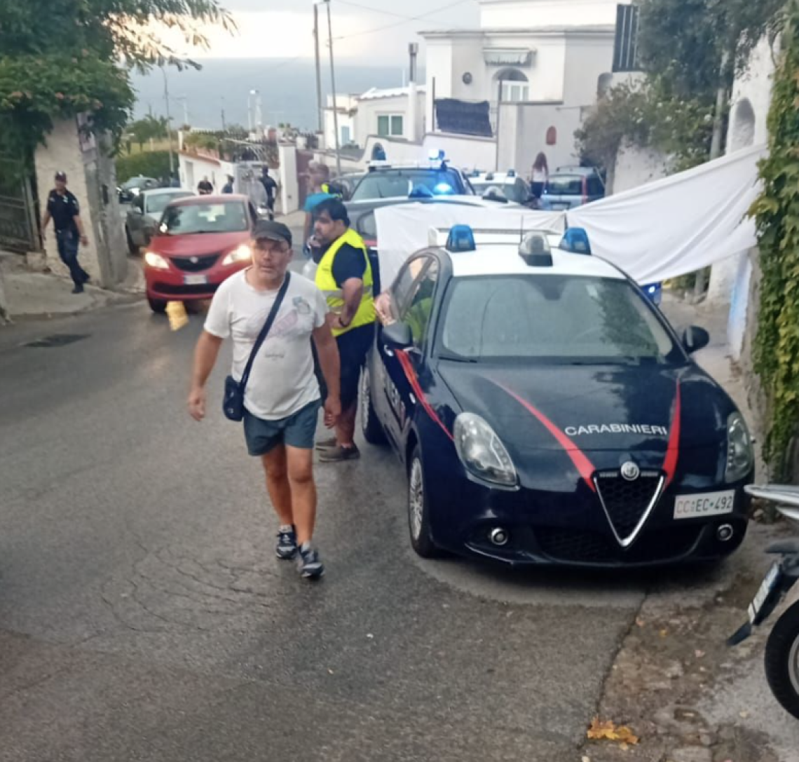 Strage a Ischia, si segue la pista passionale
