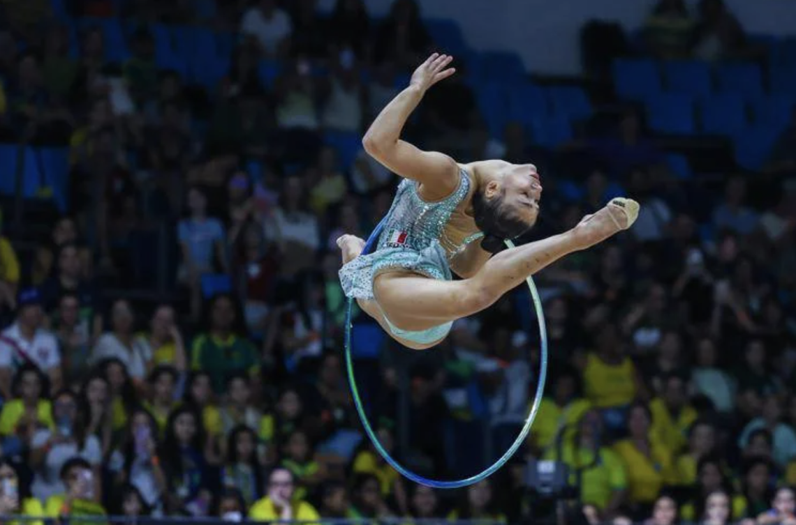Sofia Raffaeli doppia medaglia ai mondiali di ritmica: oro nel cerchio e bronzo nella palla
