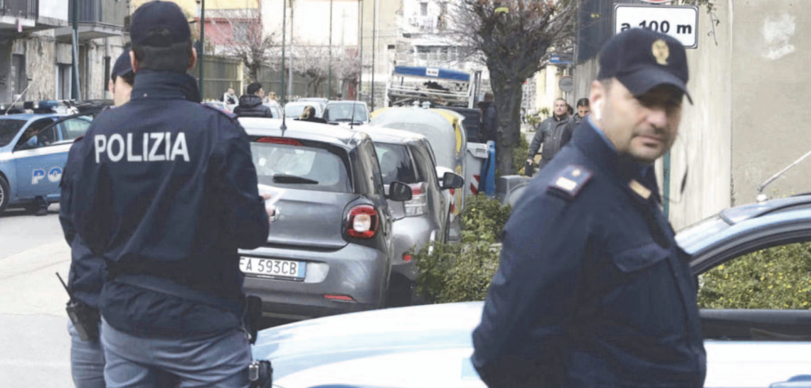 Le mani del clan Buonerba sui lotti delle case popolari