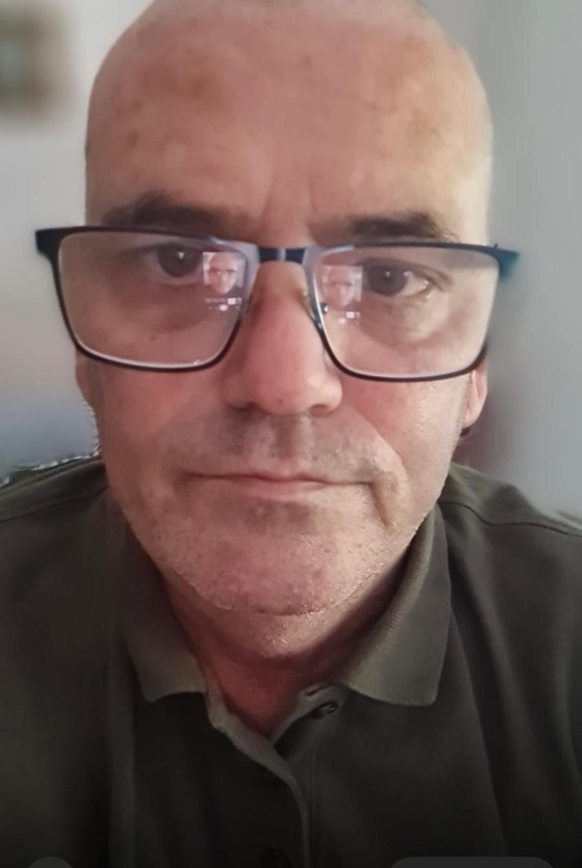 Il professore sospeso sceglie il digiuno: «Non posso più restare in silenzio»