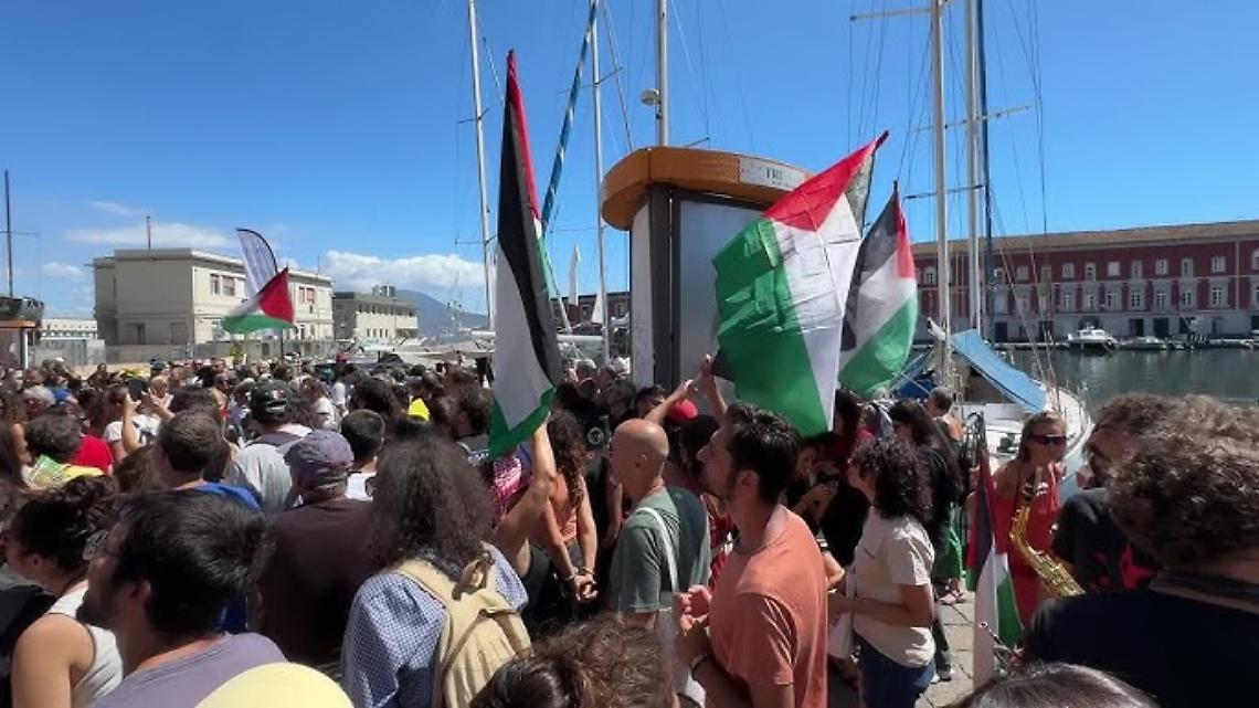 Napoli in piazza per Gaza e la Flotta dell’umanità