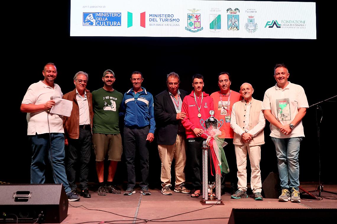 Corsa degli Zingari 2025: Andrea Paletta vince tra 30.000 spettatori