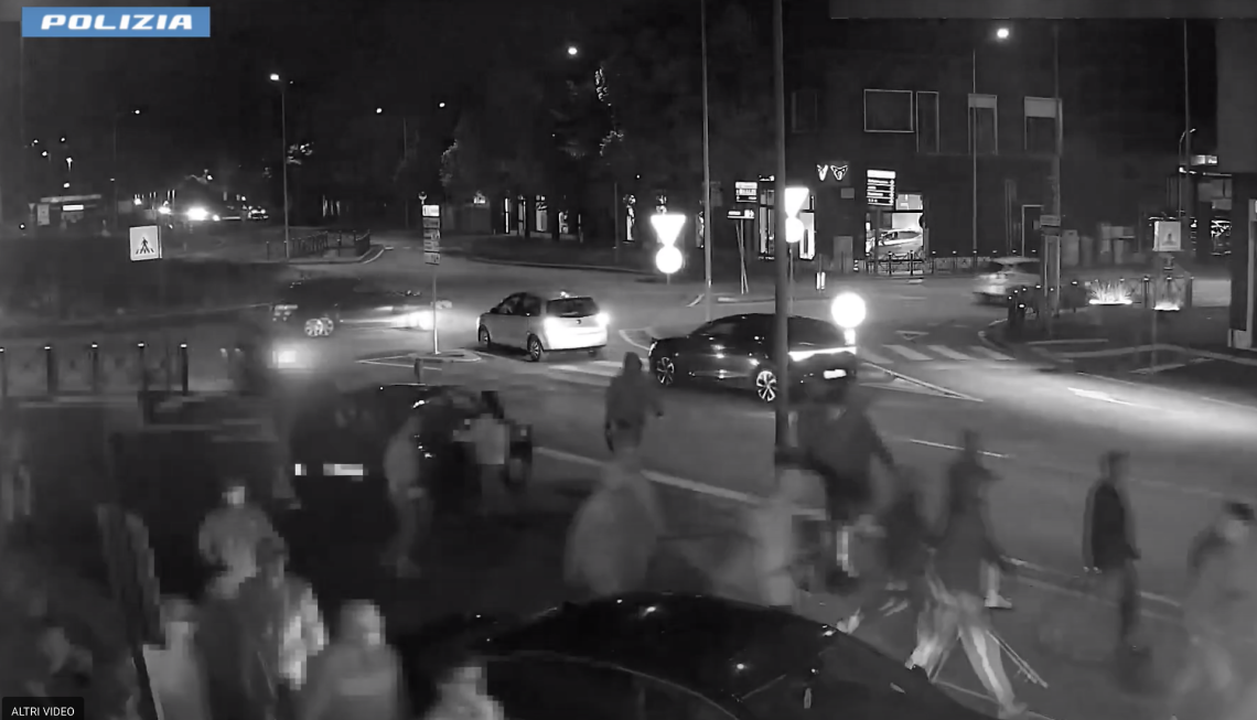 Tifosi napoletani aggrediti, «da ultras Hellas chiaro intento di difendere il territorio dai festeggiamenti»