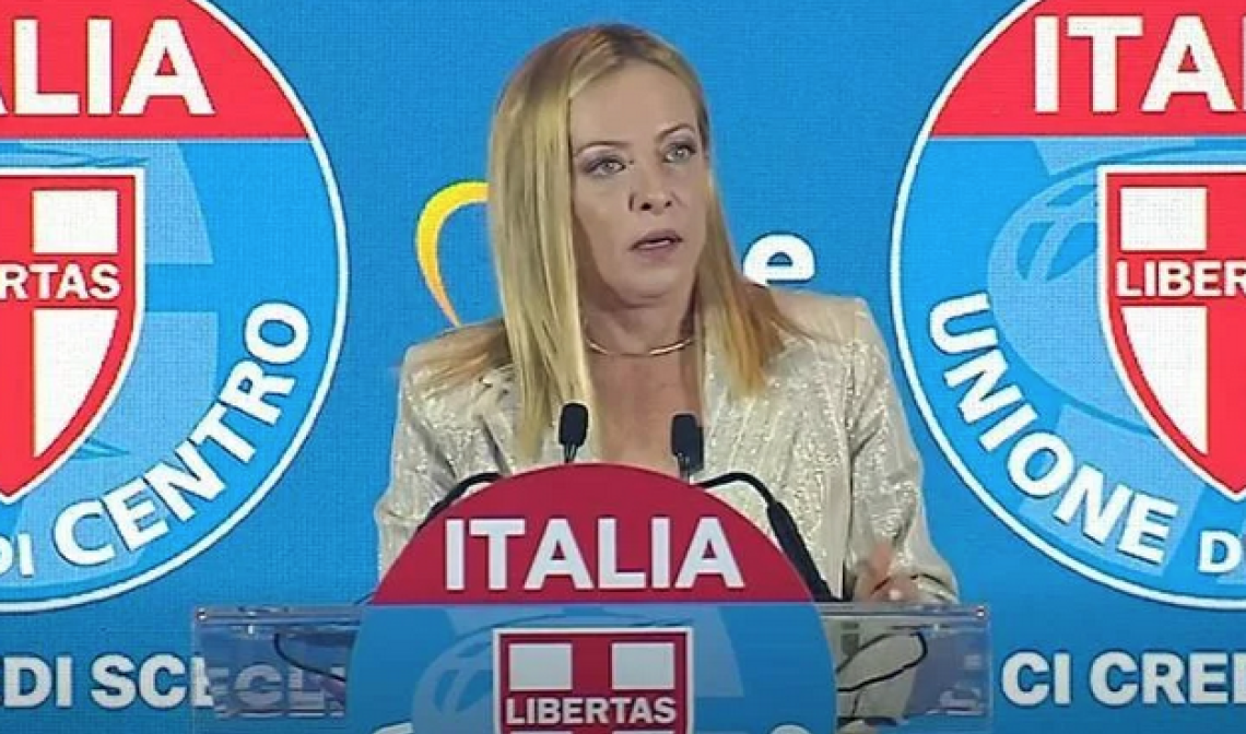 Meloni: «Odio e violenza politica stanno tornando, noi accusati da chi festeggia morte Kirk»