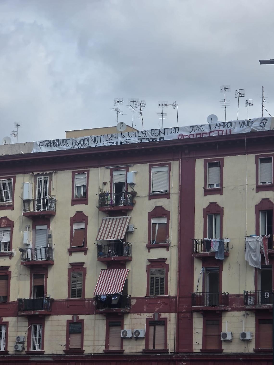 Incidente e rissa fuori al Maradona