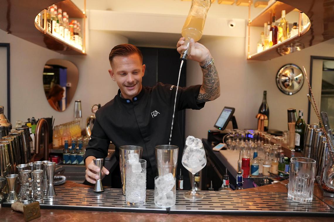 Bartender da 1 milione di follower apre ai baretti di Chiaia: arriva Bodega Rda