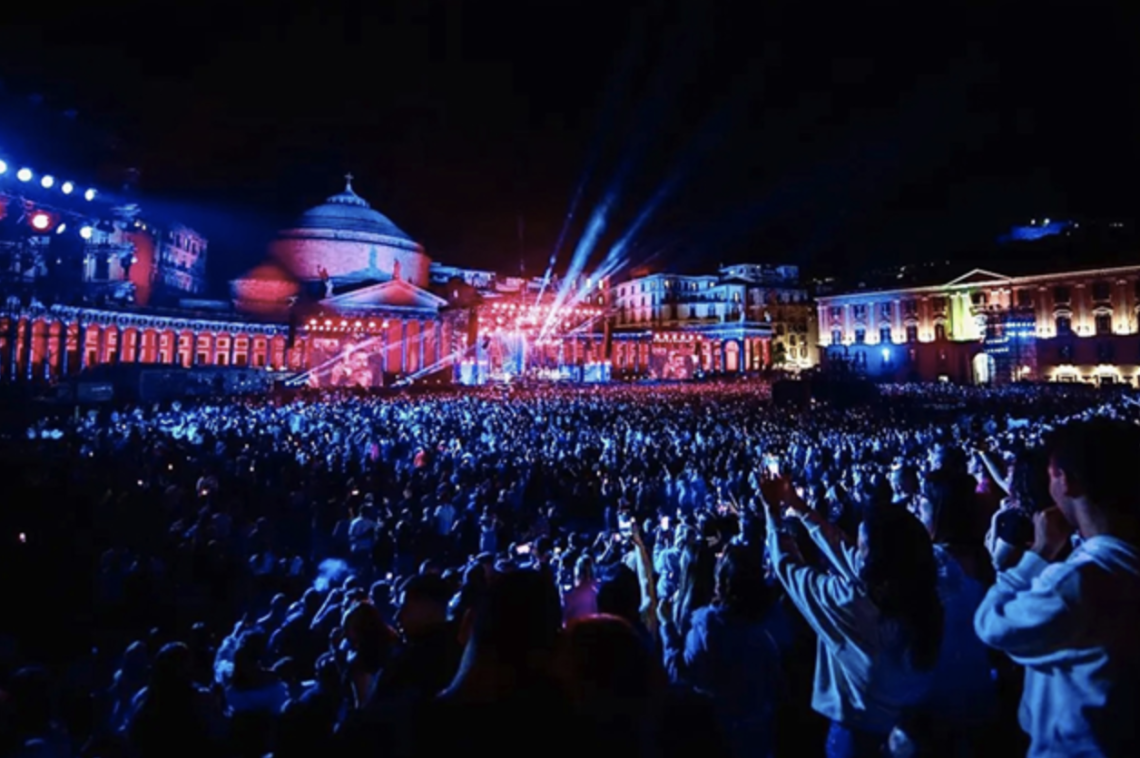 Piazza Plebiscito chiusa, comitati scrivono al sindaco