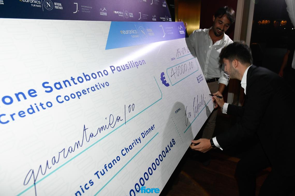 Un Goal fuori dal campo: con SSC Napoli, Euronics Tufano dona 40mila euro al Santobono Pausillipon