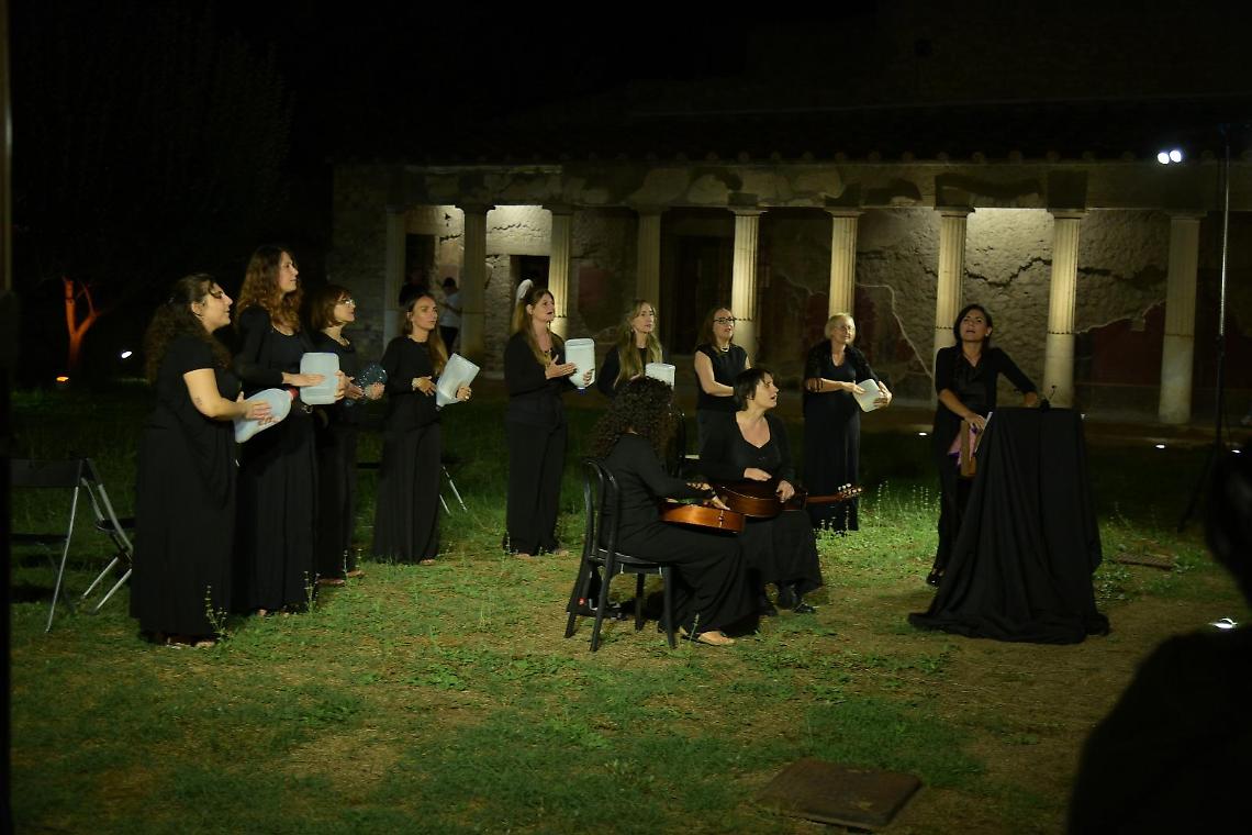 Negli Scavi di Oplontis lo spettacolo immersivo “Storie di Donne di Madonne”