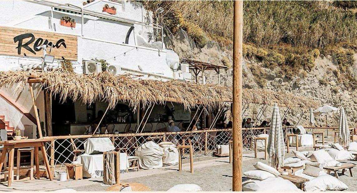 Lido Rena e Porto 51: il tocco unico dei fratelli Mancusi  tra Maronti e Porto d’Ischia