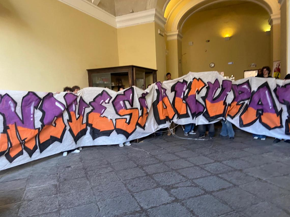 Solidarietà alla Palestina, a Napoli occupato il Liceo Genovesi