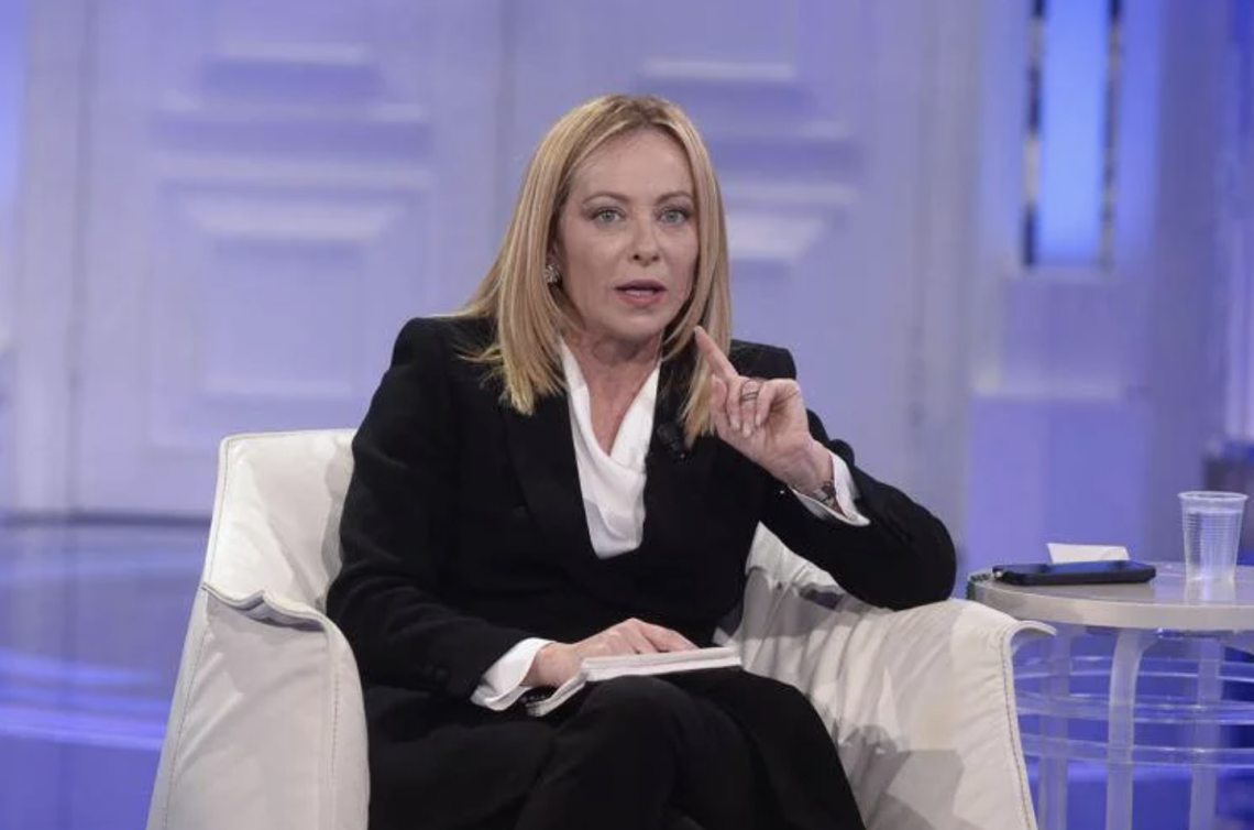 Meloni: «Io denunciata per concorso in genocidio, primo caso al mondo»