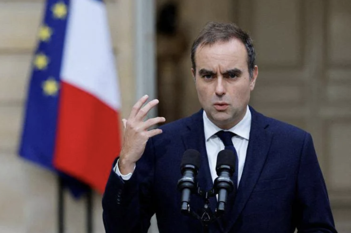 Francia, Lecornu: «La mia missione è terminata, nuovo premier in 48 ore»