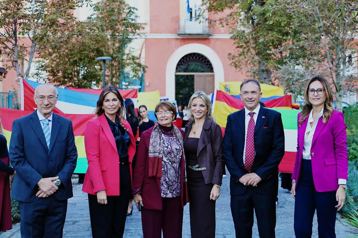 Italia-Spagna: alla Reggia di Quisisana “Vive el español"