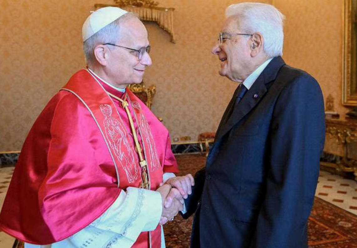 Papa Leone al Quirinale, Mattarella: «Legame imprescindibile tra Santa Sede e Italia»