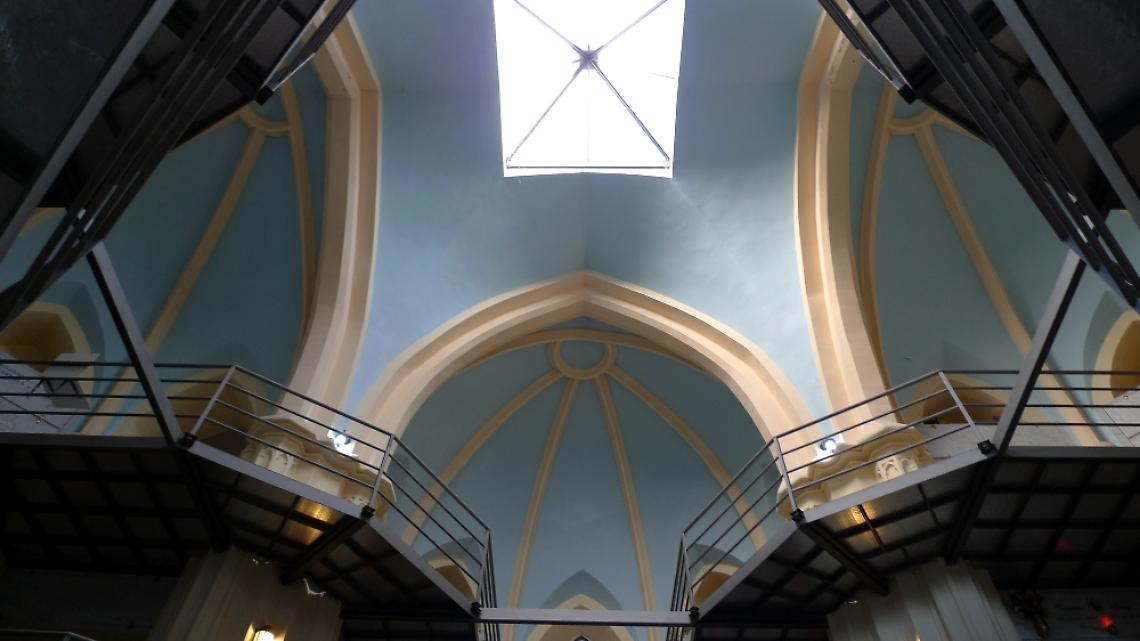  Canti medievali per la Passione, Morte e Resurrezione al Cimitero di Caserta