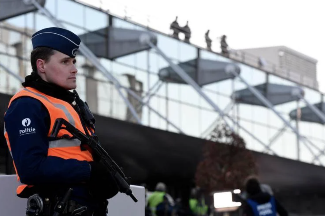 Ancora droni sul Belgio, nuovo avvistamento su una base militare di Kleine Brogel