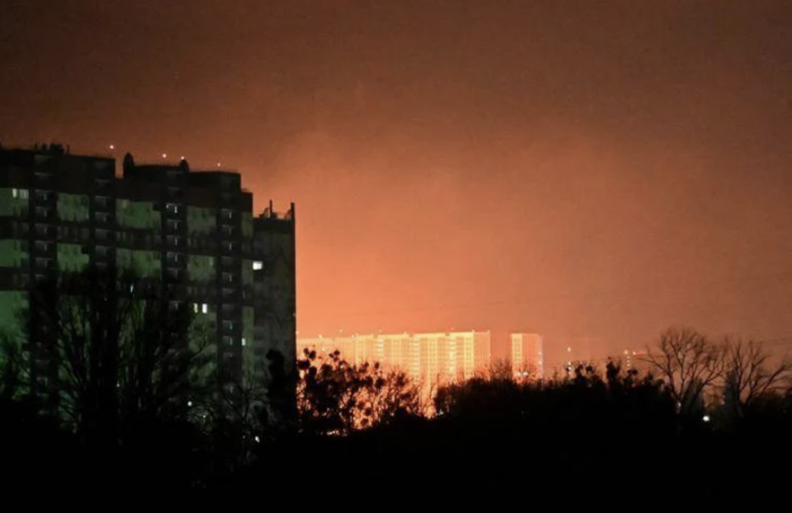 Ucraina, attacco russo su larga scala nella notte: colpita duramente Kiev