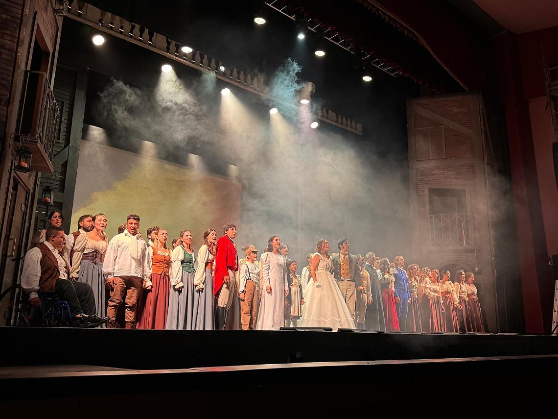 I Miserabili, il potente musical che trafigge il cuore 