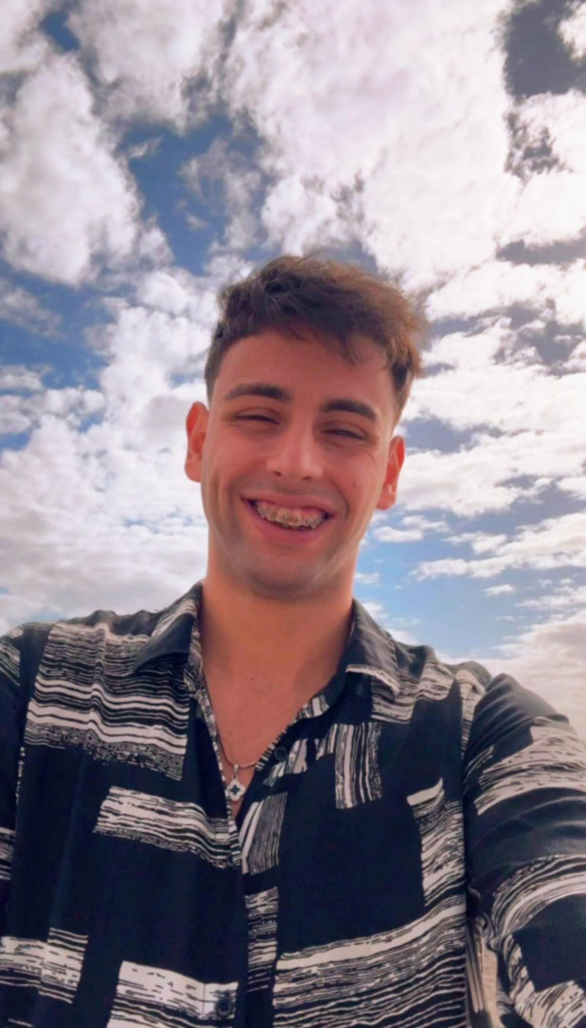 Dennis Sepe, il “life coach” che aiuta a sentirsi positivi