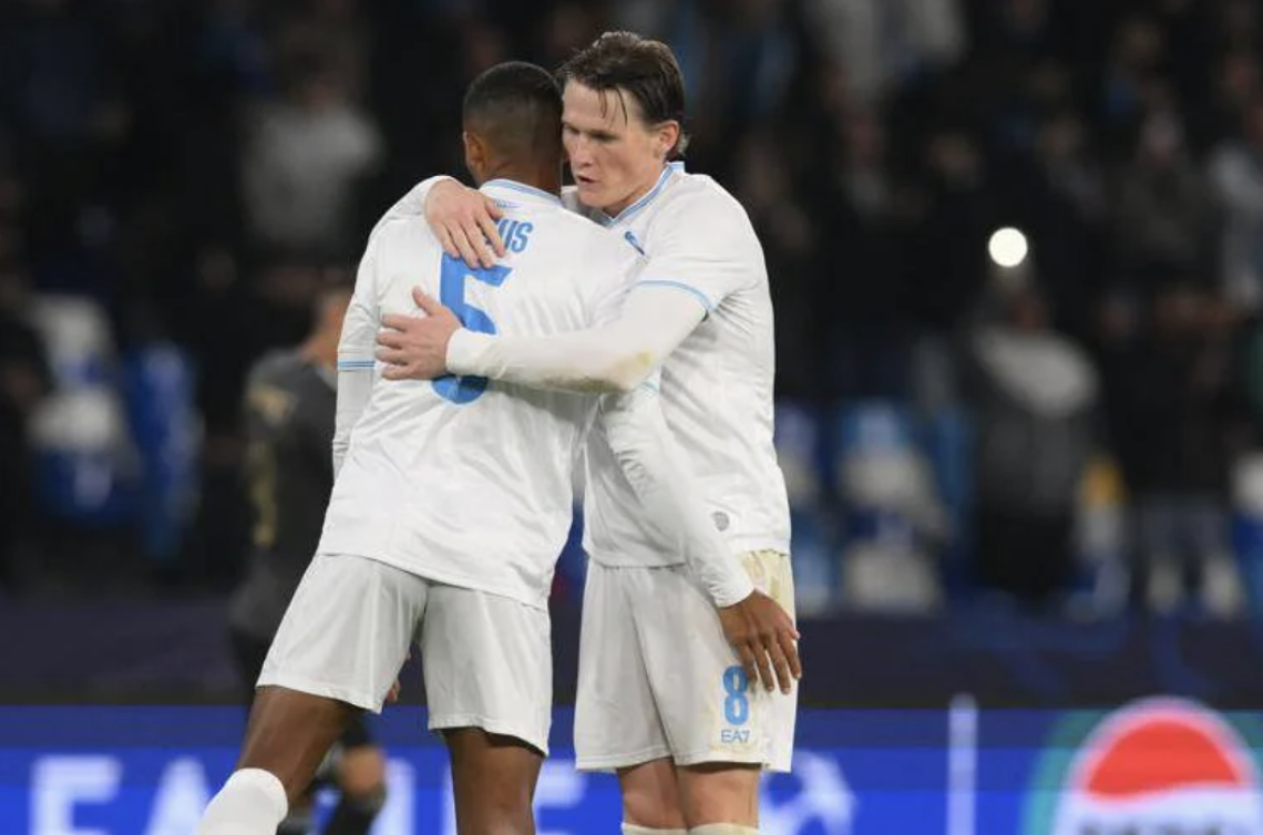 Napoli-Qarabag 2-0 con doppietta di McTominay 