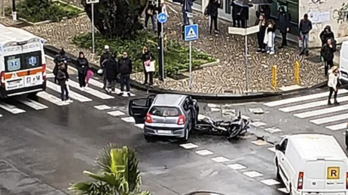 Scontro auto-centauro: la vettura era contromano