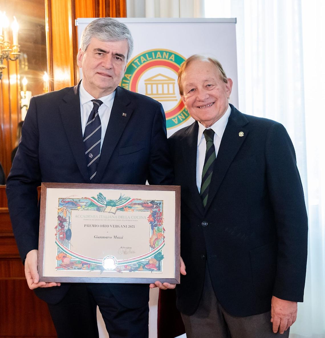 L’Accademia italiana della cucina premia il Sottosegretario Mazzi per la candidatura Unesco
