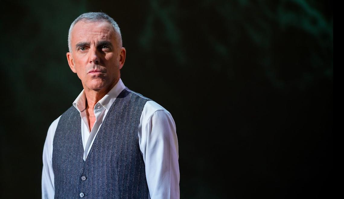 Federico Buffa al teatro Charlot, emozioni e solidarietà