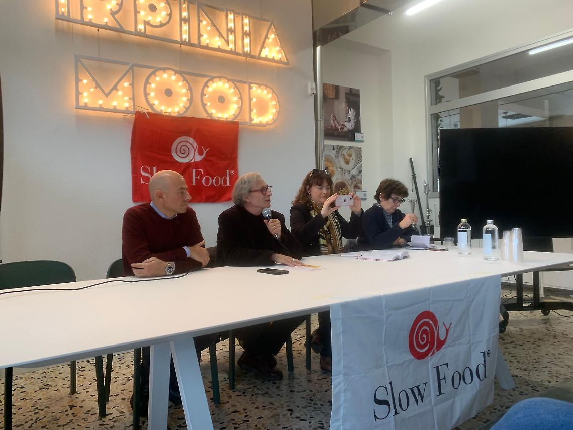 Ecco la guida "Osterie d’Italia" 2026 di Slow Food Editore