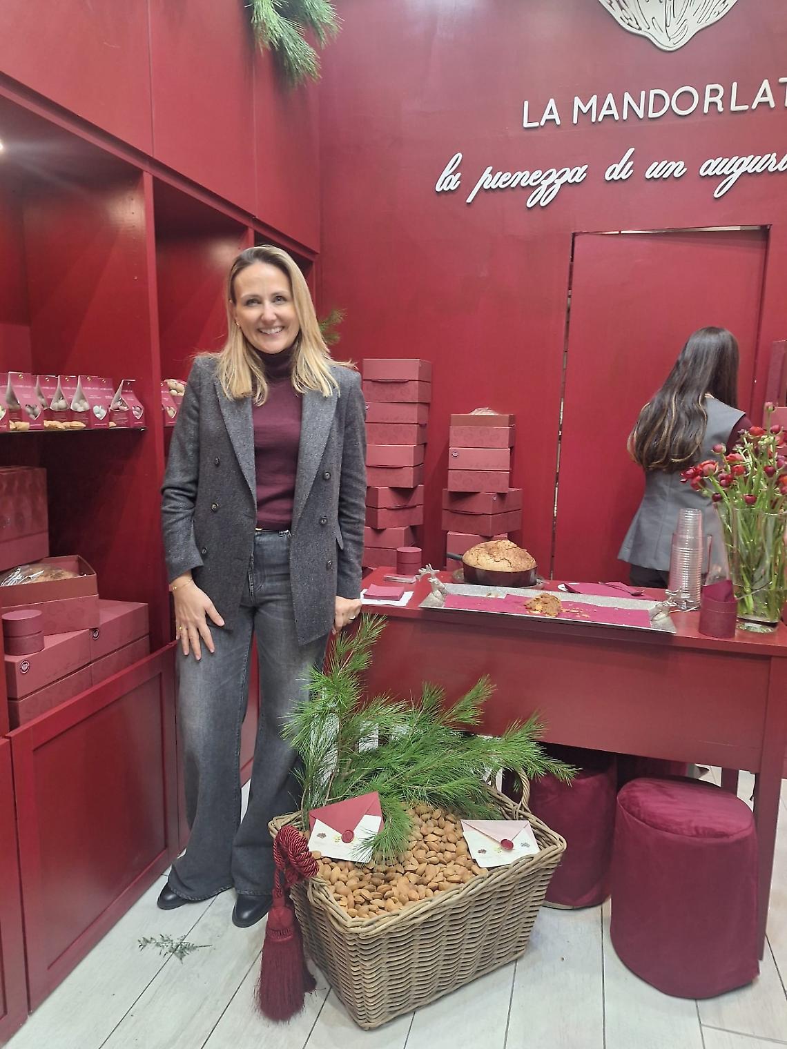 “Mandorlamore”, inaugurato il punto vendita