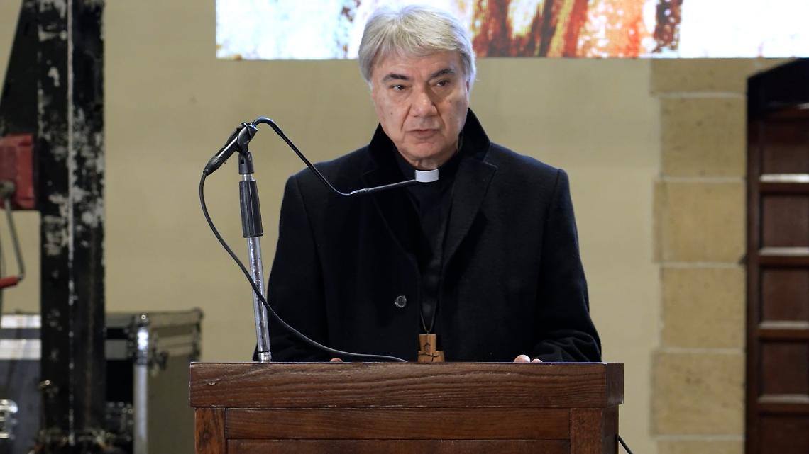 Don Mimmo Battaglia: «Napoli, come la sua chiesa, si regge sulle donne»