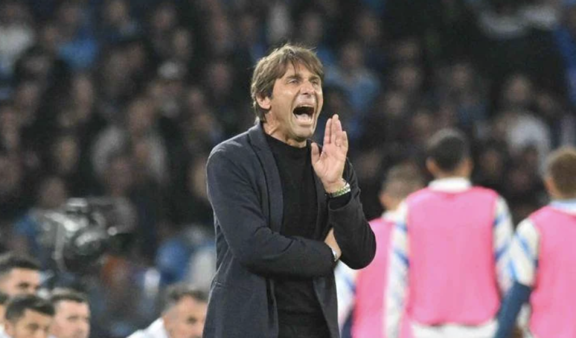 Napoli, l&rsquo;effetto Conte funziona. Ma Adl gli d&agrave; via libera per l&rsquo;Italia