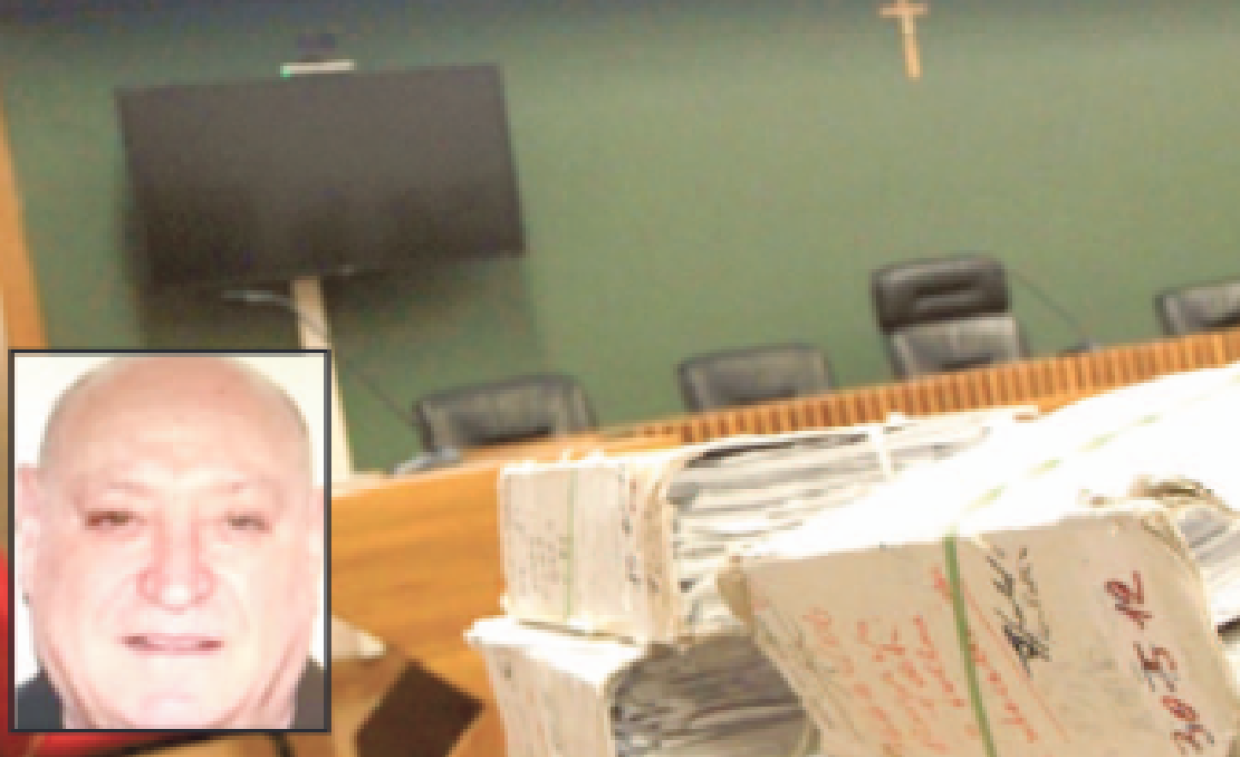 Otto condanne al clan Angelino