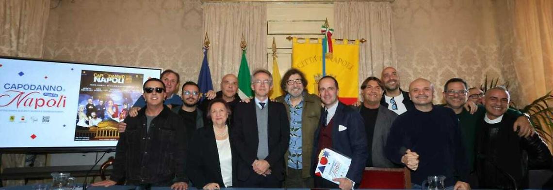 Concertone di Capodanno, con Elodie e Brancale anche l'icona Cecchetto