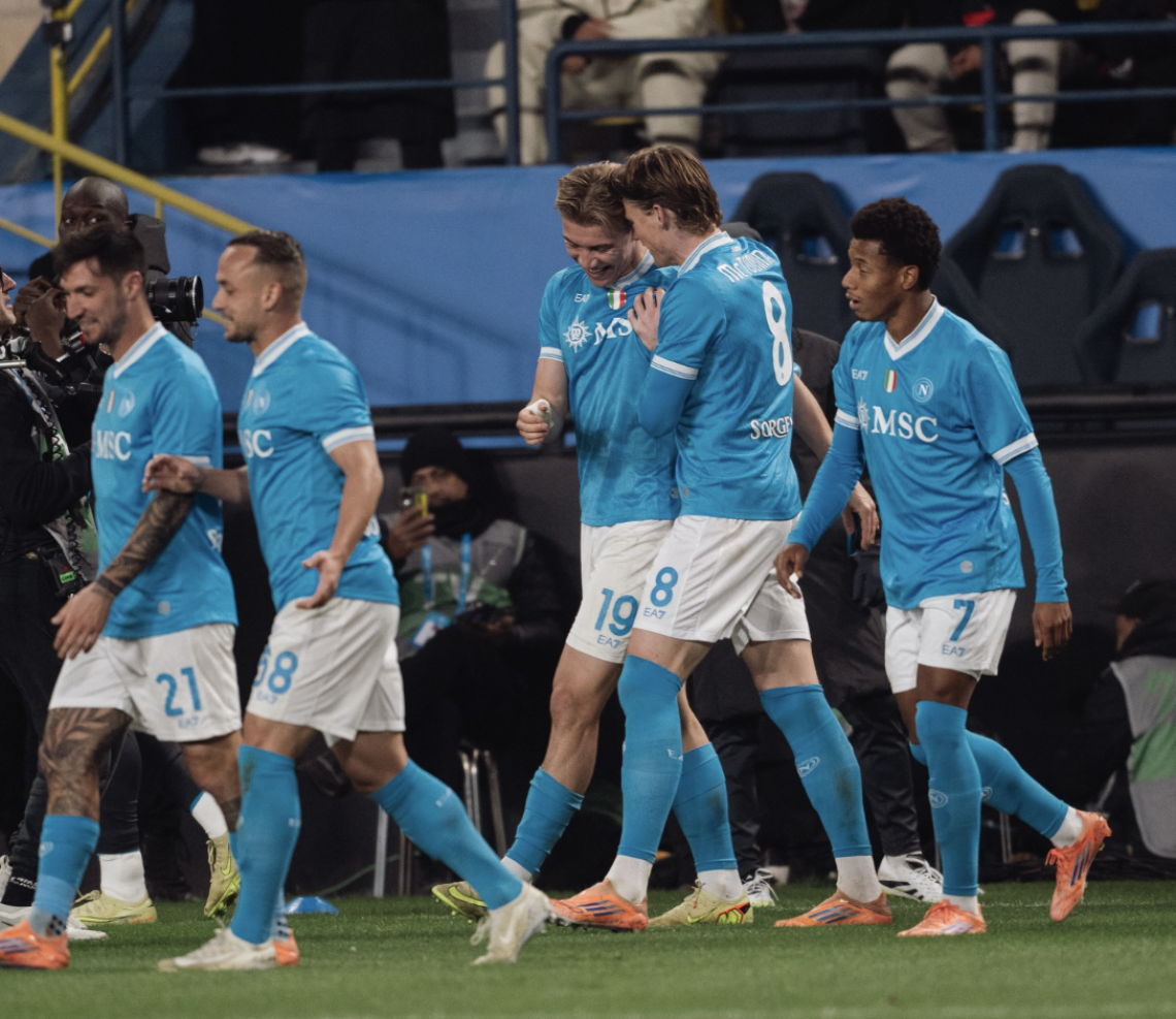 Napoli-Milan 2-0, azzurri in finale