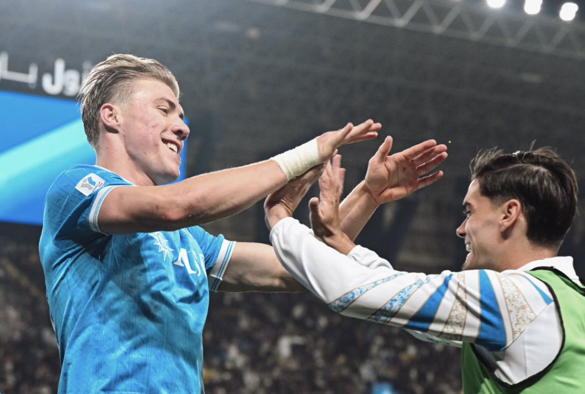 Neres e Hojlund, Napoli in finale 
