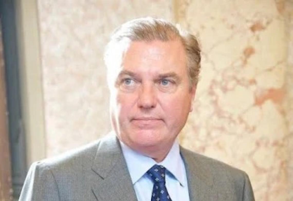 Il Principe Carlo di Borbone tedoforo per la sua Napoli