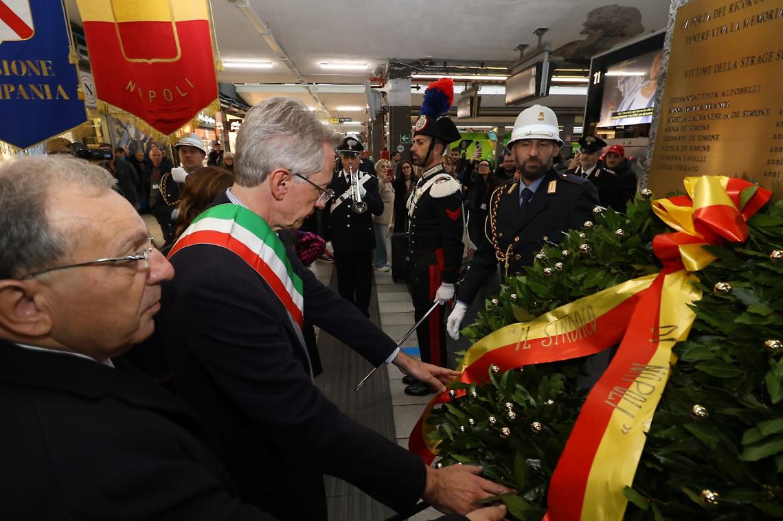 Napoli ricorda le vittime della strage del Rapido 904, &laquo;una ferita che non si cancella&raquo;