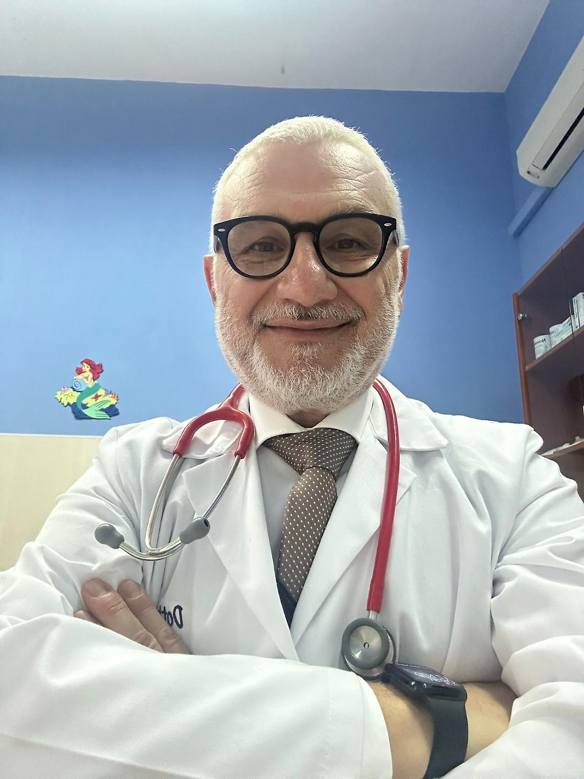 Fuochi d'artificio, l'allarme dei pediatri per Capodanno: &laquo;Per i pi&ugrave; piccoli attenzione ai fumi, disturbi respiratori in aumento&raquo;