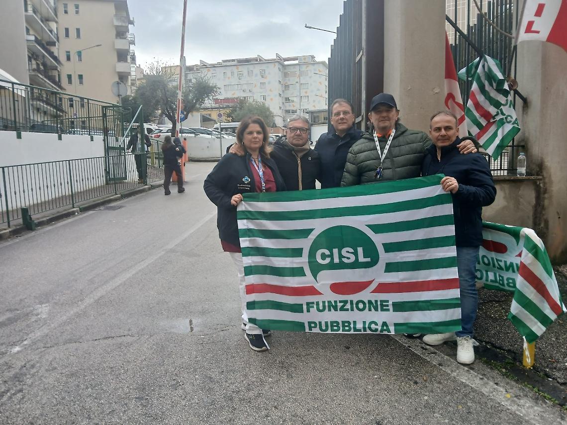 Il caso Santobono: &laquo;Garantire parcheggio interno a dipendenti&raquo;